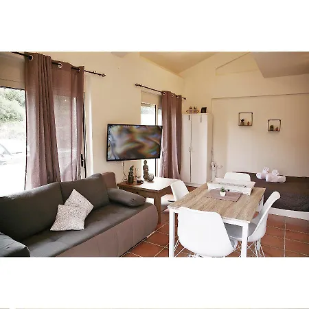 Apartment Evelinas Nikiana